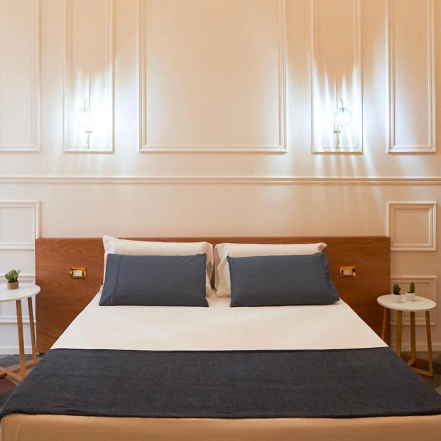 Toscano Palace Luxury Rooms Κατάνια Εξωτερικό φωτογραφία