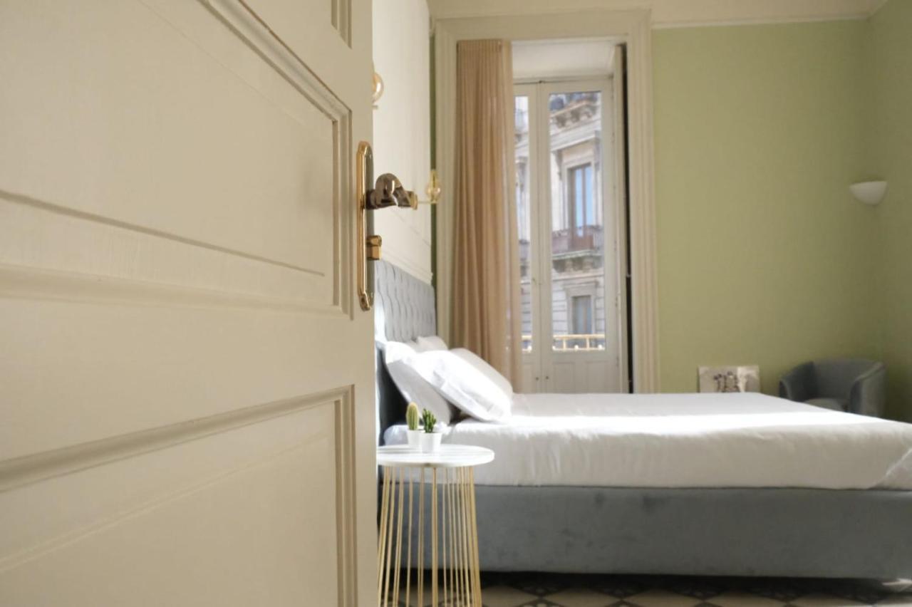 Toscano Palace Luxury Rooms Κατάνια Εξωτερικό φωτογραφία