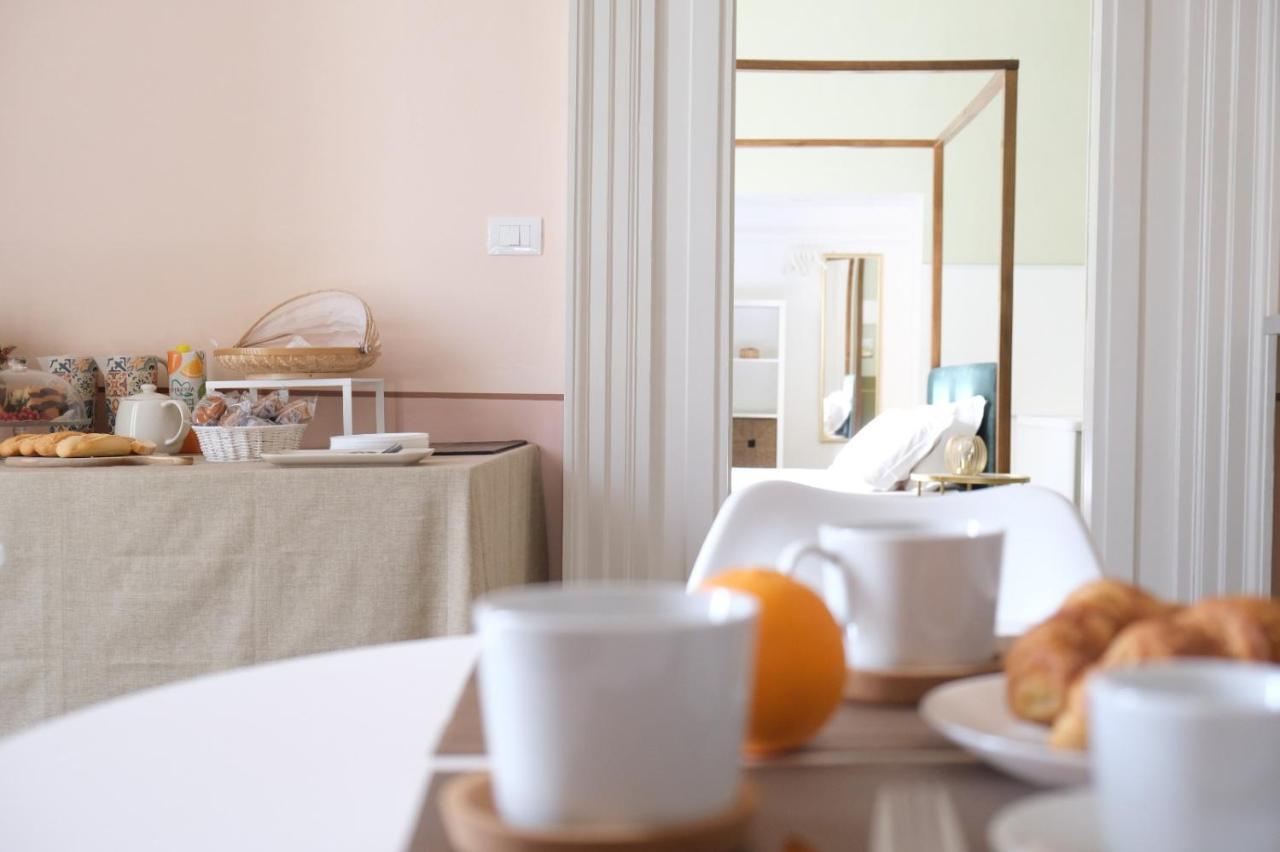Toscano Palace Luxury Rooms Κατάνια Εξωτερικό φωτογραφία