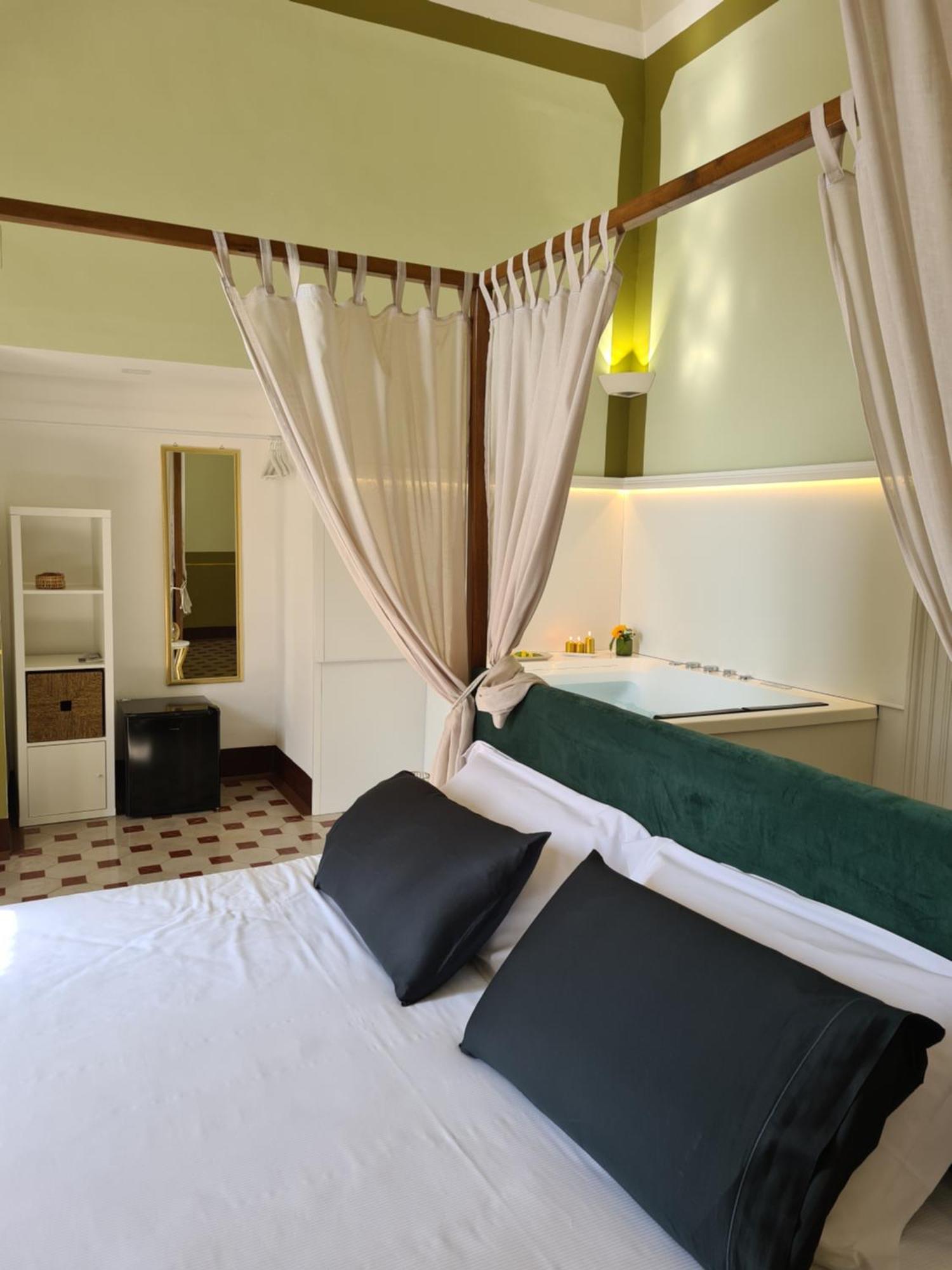 Toscano Palace Luxury Rooms Κατάνια Εξωτερικό φωτογραφία